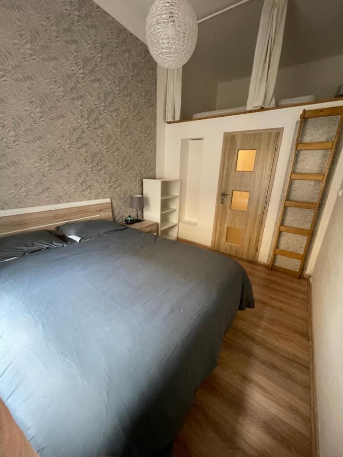 Wenceslas Square Two-Floor Apartment 프라하 외부 사진